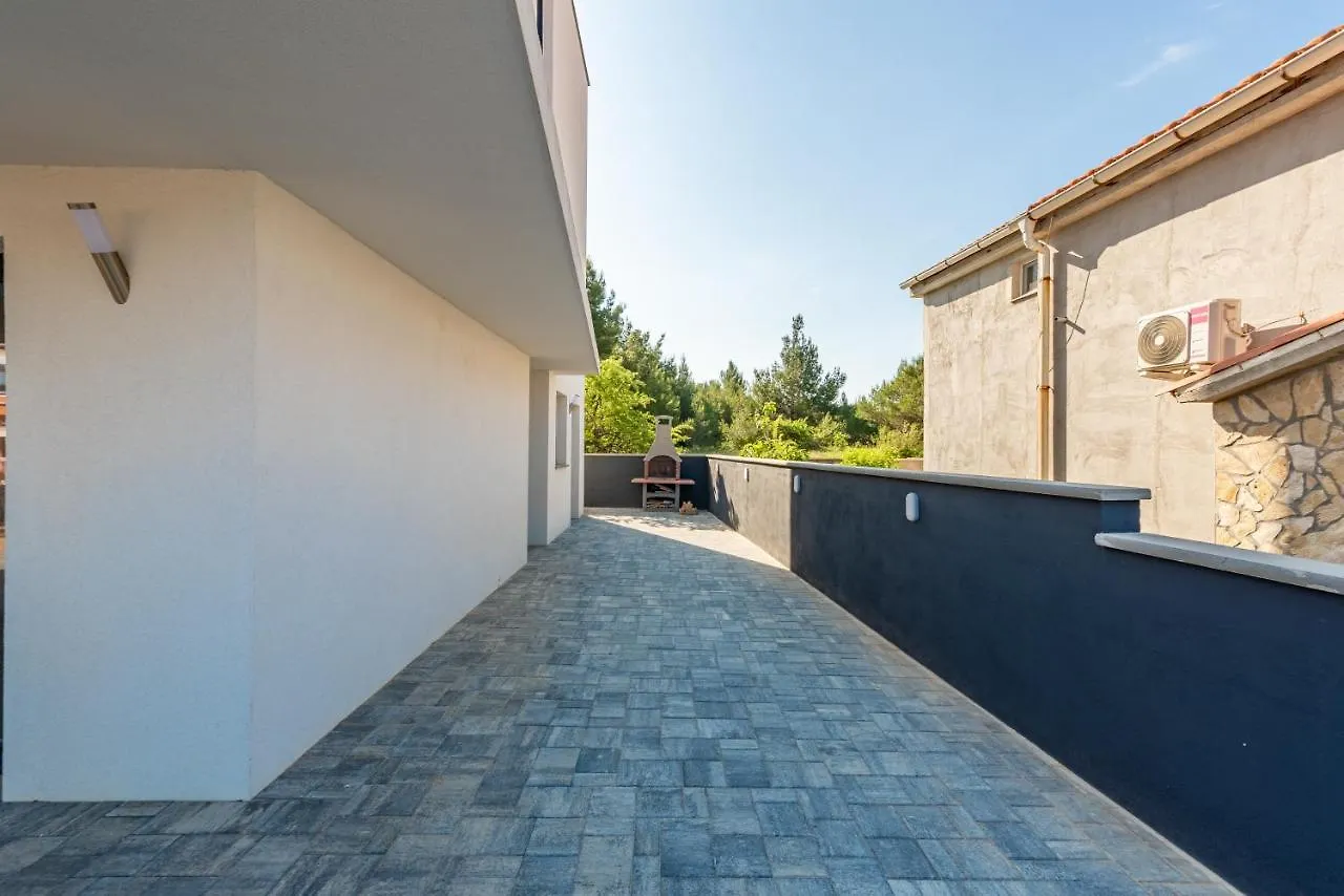 Apartment Appartements Vir Croatia